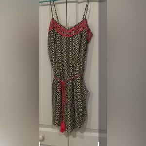 Black and White Romper w/pink design sz S